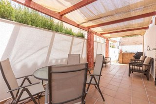 Casa pareada en venta en Gójar