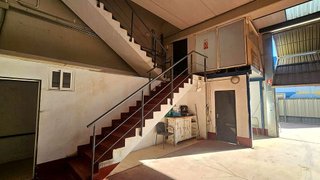 Nave industrial en venta en Camarma de Esteruelas