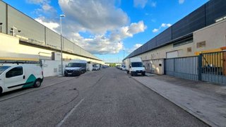 Nave industrial en venta en Camarma de Esteruelas