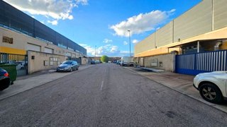 Nave industrial en venta en Camarma de Esteruelas