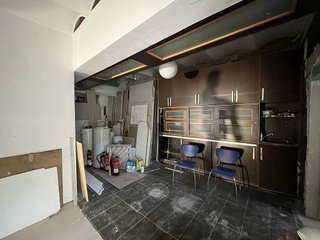 Local comercial en venta en Gavarra en Cornellà de Llobregat