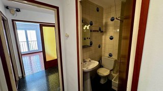 Piso en venta en Ca n'Aurell en Terrassa