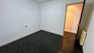 Piso en venta en Ca n'Aurell en Terrassa