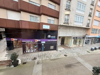 Local comercial en venta en Ribeira