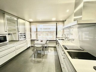 Piso en venta en La Nova Esquerra de l'Eixample en Barcelona