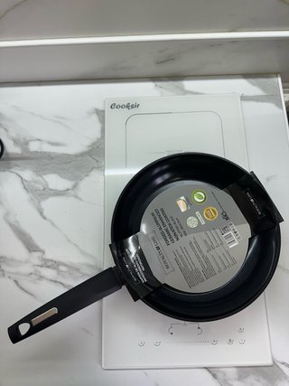 Sarten 28 cm alta calidad a estrenar negra