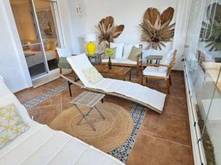 Piso en venta en Los Naranjos - Las Brisas en Marbella