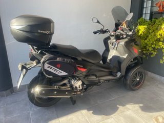 Gilera Fuoco 500 ie LT Trike Negro