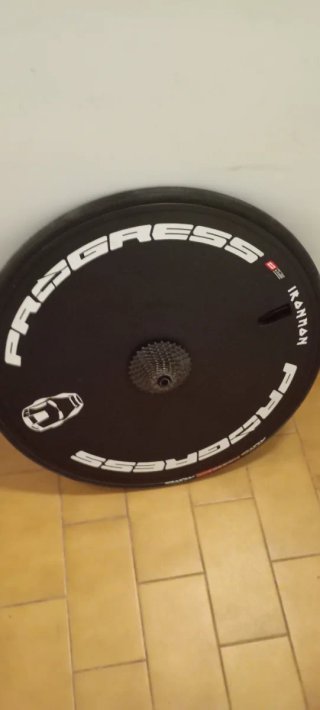Rueda lenticular Progress Ironman disco tubular