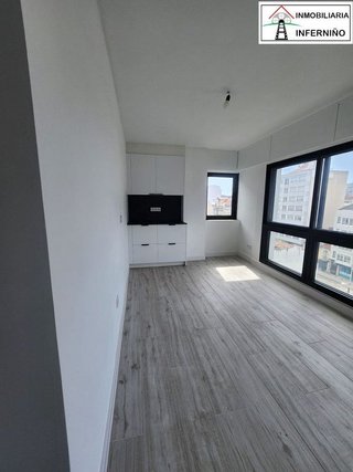 Piso en venta en Zona Ultramar en Ferrol