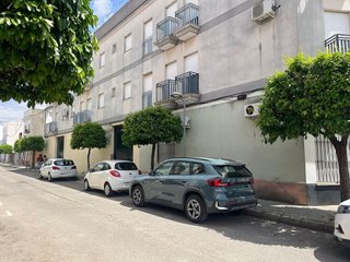 Local comercial en venta en Palacios y Villafranca (Los)