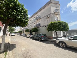 Local comercial en venta en Palacios y Villafranca (Los)