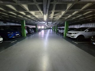 Garaje en venta en Artigas - Llefià en Badalona