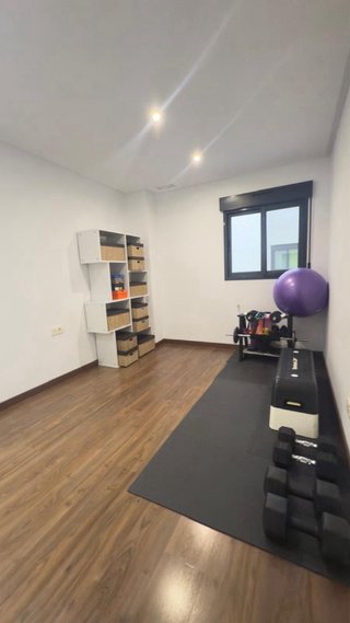 PISO CON PISCINA + GARAJE | AMUEBLADO |