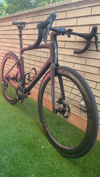 Specialized Tarmac SL7 2025