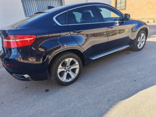 BMW X6 2011