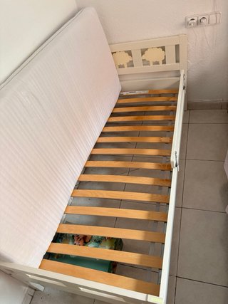 Cama infantil blanca IKEA