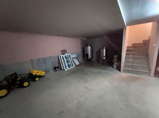Chalet en venta en Sarria