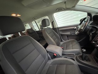 Volkswagen Touran 1.6 TDI 105CV 7 Plazas 5p.