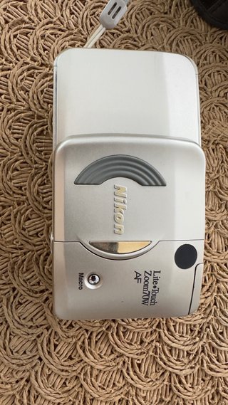 Nikon Lite Touch Zoom 70W AF Cámara