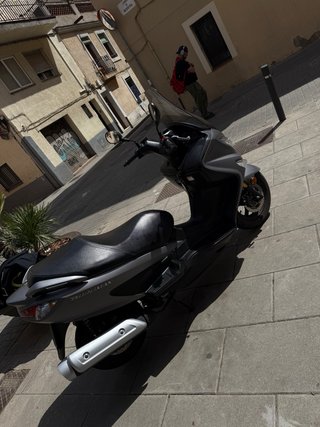 Suzuki Burgman 125cc Gris 2019