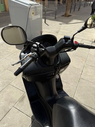 Suzuki Burgman 125cc Gris 2019