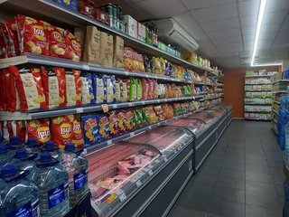 Local comercial en venta en Gavarra en Cornellà de Llobregat