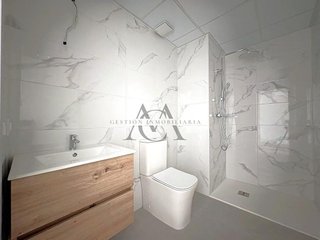 Piso en venta en Lucena