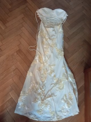 Vestido elegante bordado amarillo claro talla XS