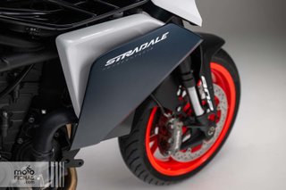 Benelli TRK 902 Stradale