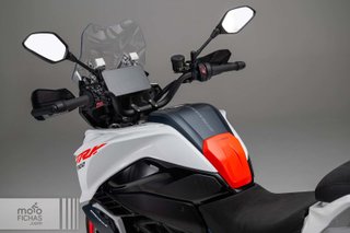 Benelli TRK 902 Stradale