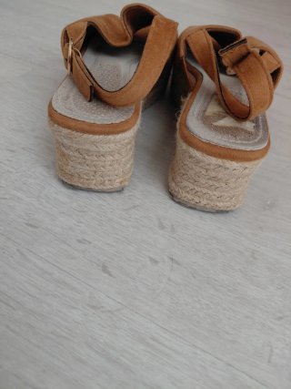 Sandalias esparto cuña beige/marrón