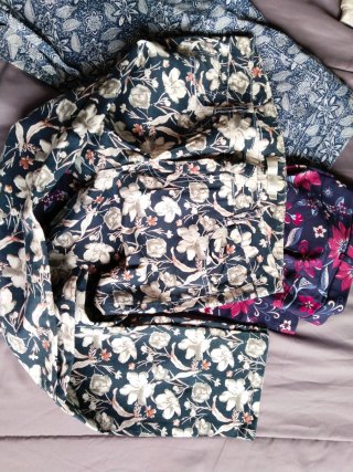 Pantalones estampados florales