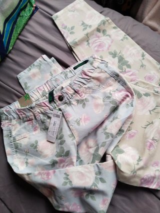 Pantalones estampados florales