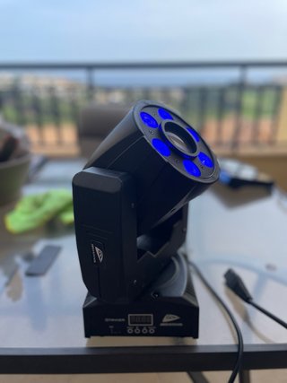 Alquiler ee equipo de sonido e iluminacion.