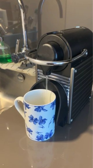 Macchina da caffè Nespresso nera