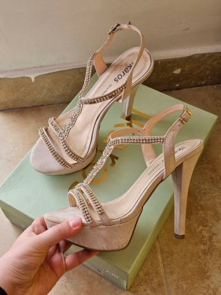 Scarpe Décolleté Beige Tacco Alto Strass