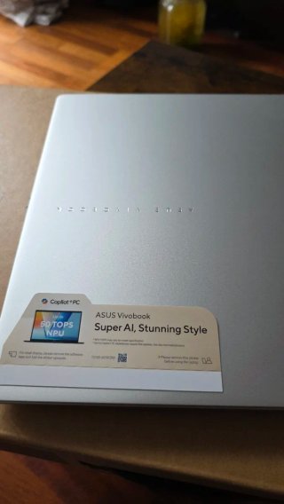 Portatile ASUS Vivobook S14/S16 Argento