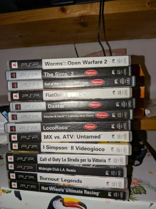 13 Giochi PSP usati completi di libretti