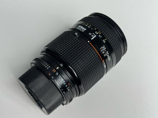 Nikon F5 + Objetivo 35-70mm f2.8