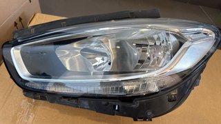Faro Izquierdo Mercedes 2022