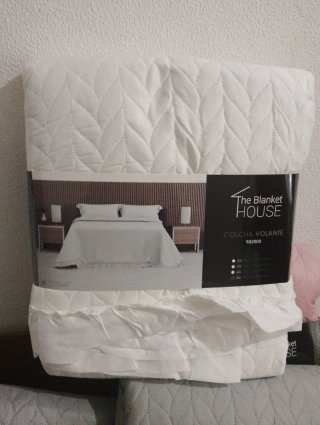 Colcha gris The Blanket House