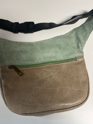 Riñonera/Bandolera Caomka Mini Beige/Verde de piel