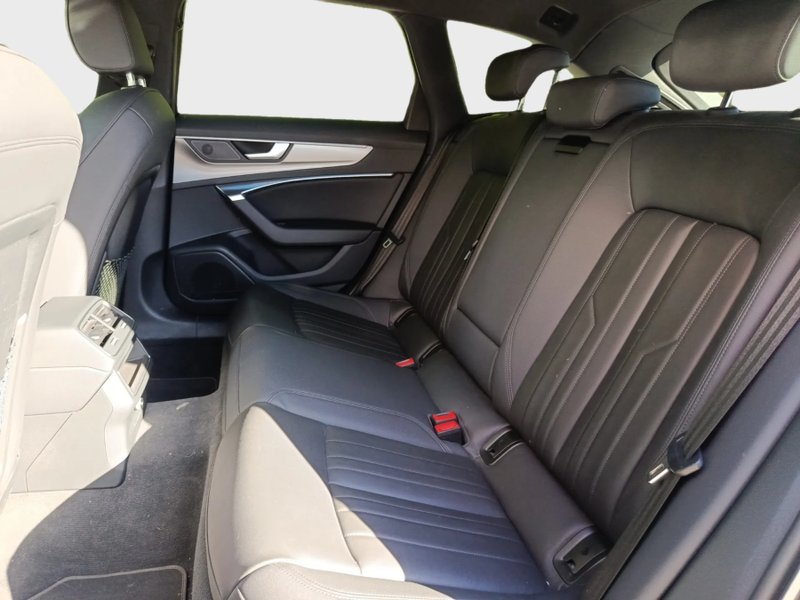 Audi A6 2022, foto 17