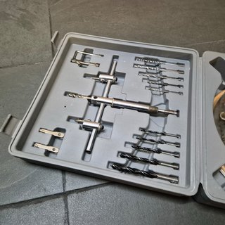 Kit Cortador Circular Brocas y Recipiente