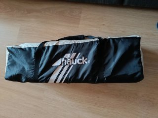 Cuna de viaje Hauck + colchón y sábanas y edredón