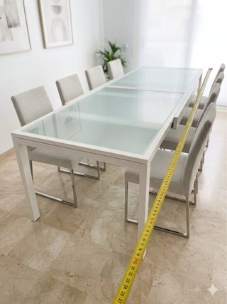 Mesa y 4 Sillas Comedor