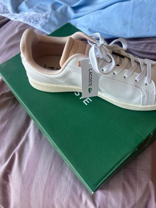 Zapatillas Lacoste Blancas y Rosas