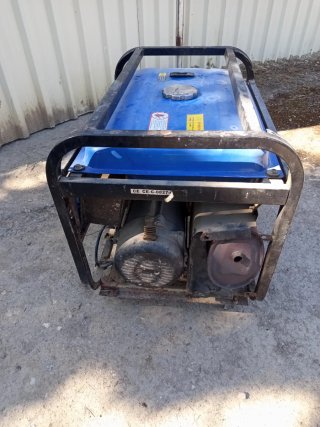 Generador Eléctrico AVR3 Automático