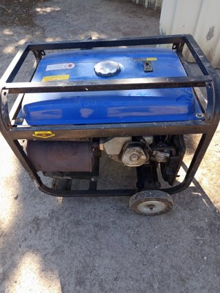 Generador Eléctrico AVR3 Automático